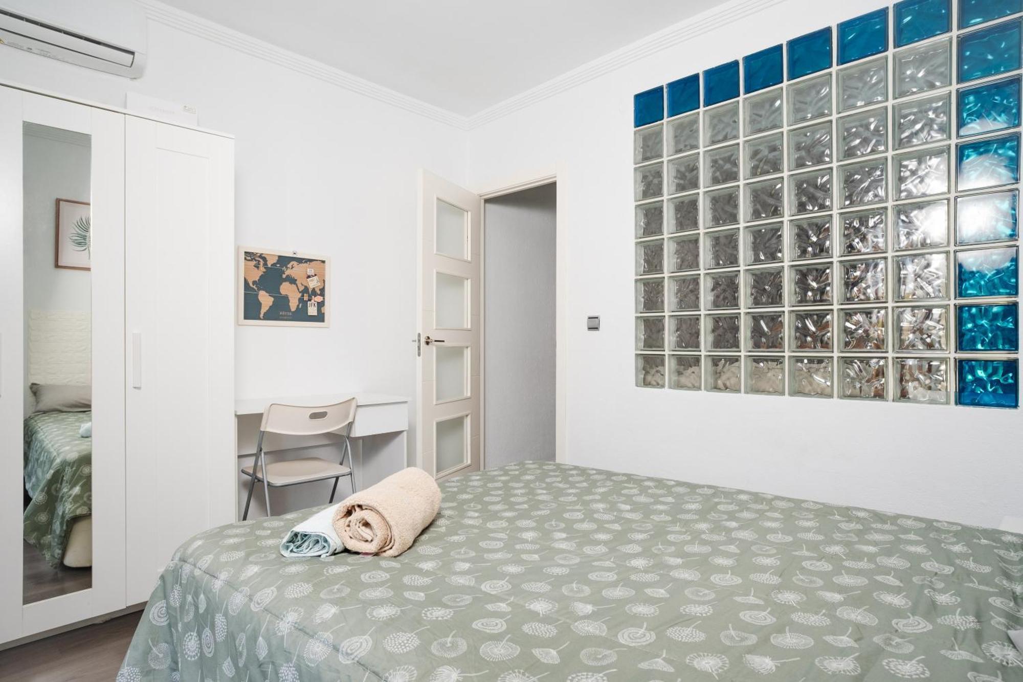 Appartement Acogedor Piso Con Balcon à Séville Extérieur photo