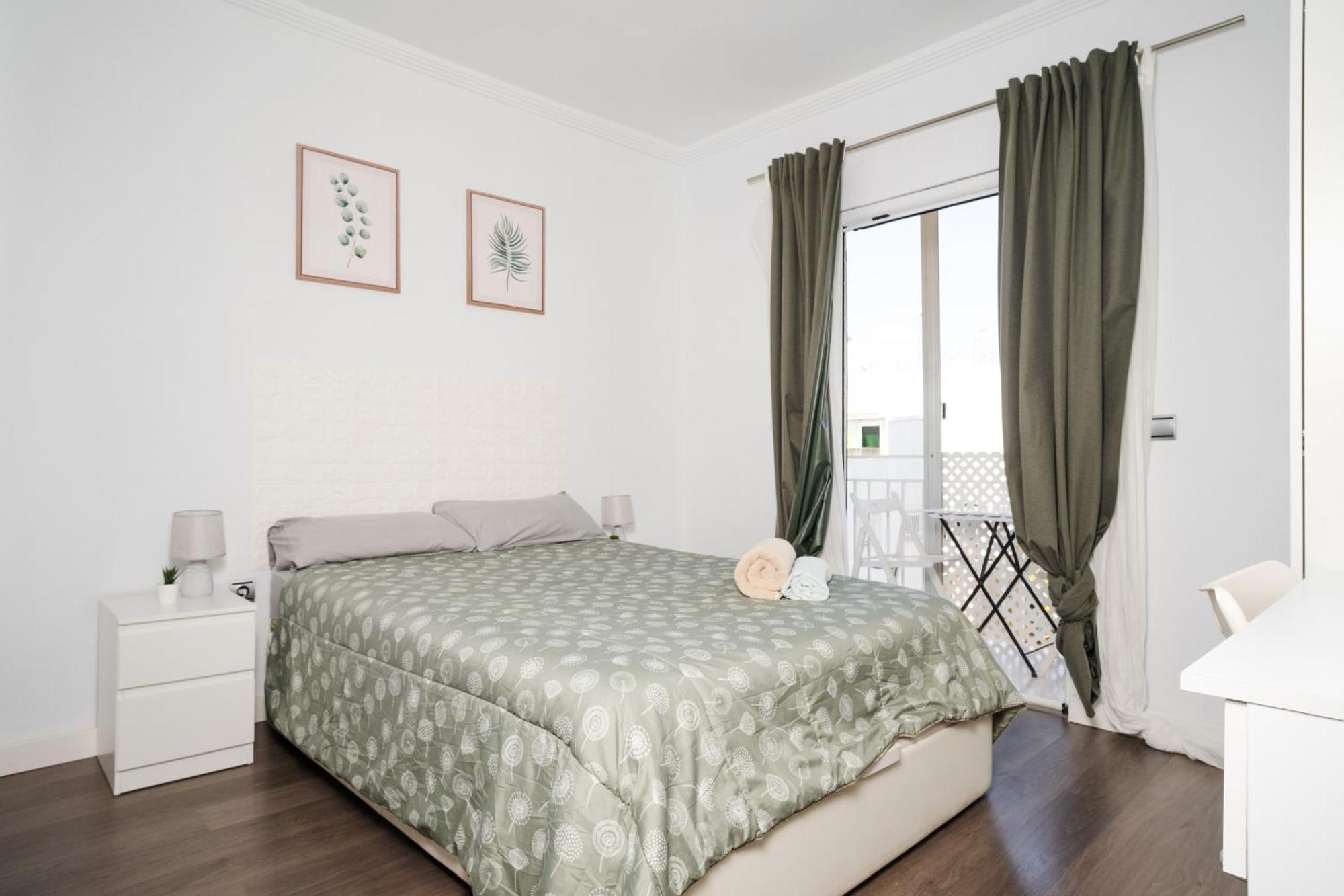 Appartement Acogedor Piso Con Balcon à Séville Extérieur photo